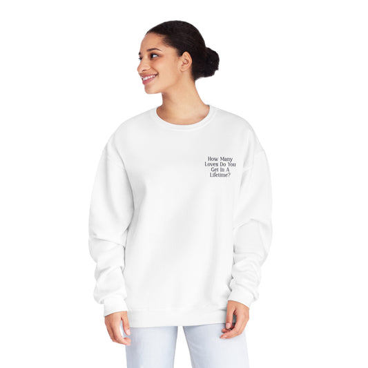 (US) How Many Loves Crewneck Sweatshirt- White
